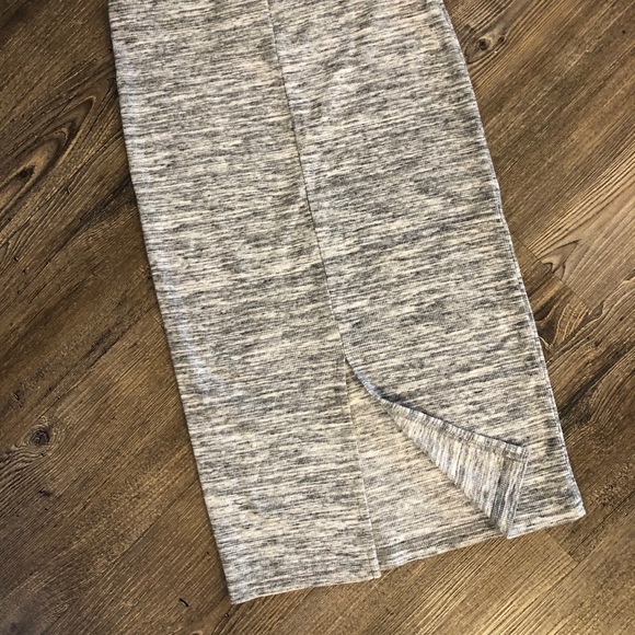 Grey Pencil Skirt - Picture 1 of 4